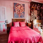 La Louis, Maison D'hotes, Vue Bed & Breakfast