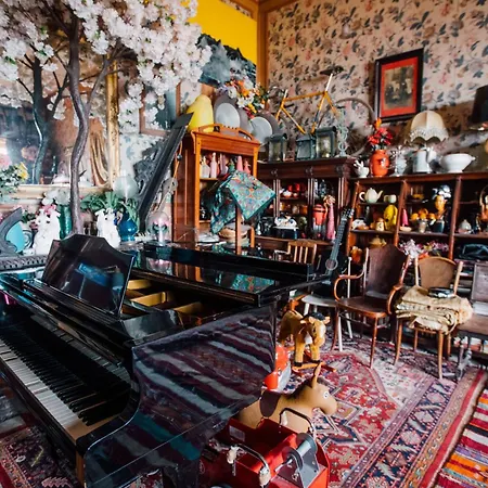 Frühstückspension La Louis, Maison D'hotes, Vue *