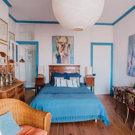 La Louis, La Rose, Vue Mer, Bed & Breakfast *